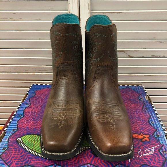 Women’s Justin Gypsy Ankle Boot - Picture 1 of 4